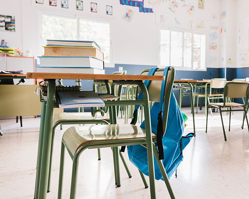 Arcabouço fiscal pune educação, mas deixa despesas eleitorais de fora