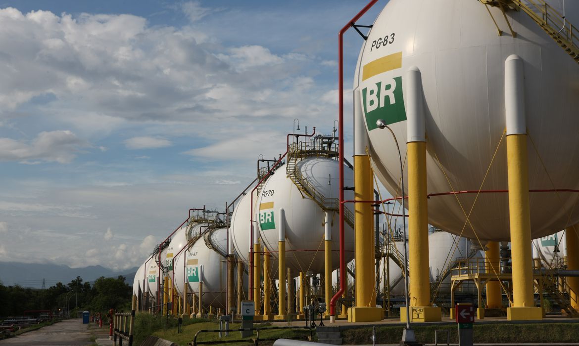 MME solicita da Petrobras operação na Foz do Amazonas