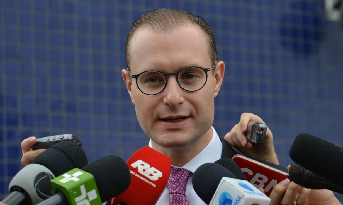 Pacheco confirma que Lula indicará Cristiano Zanin para o STF