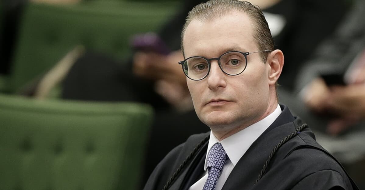 Indicação de Zanin para o STF é publicada no 'Diário Oficial'