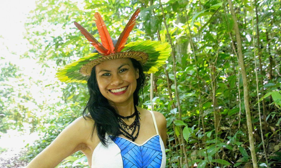 “Escrever é necessidade de resistência”, diz autora indígena