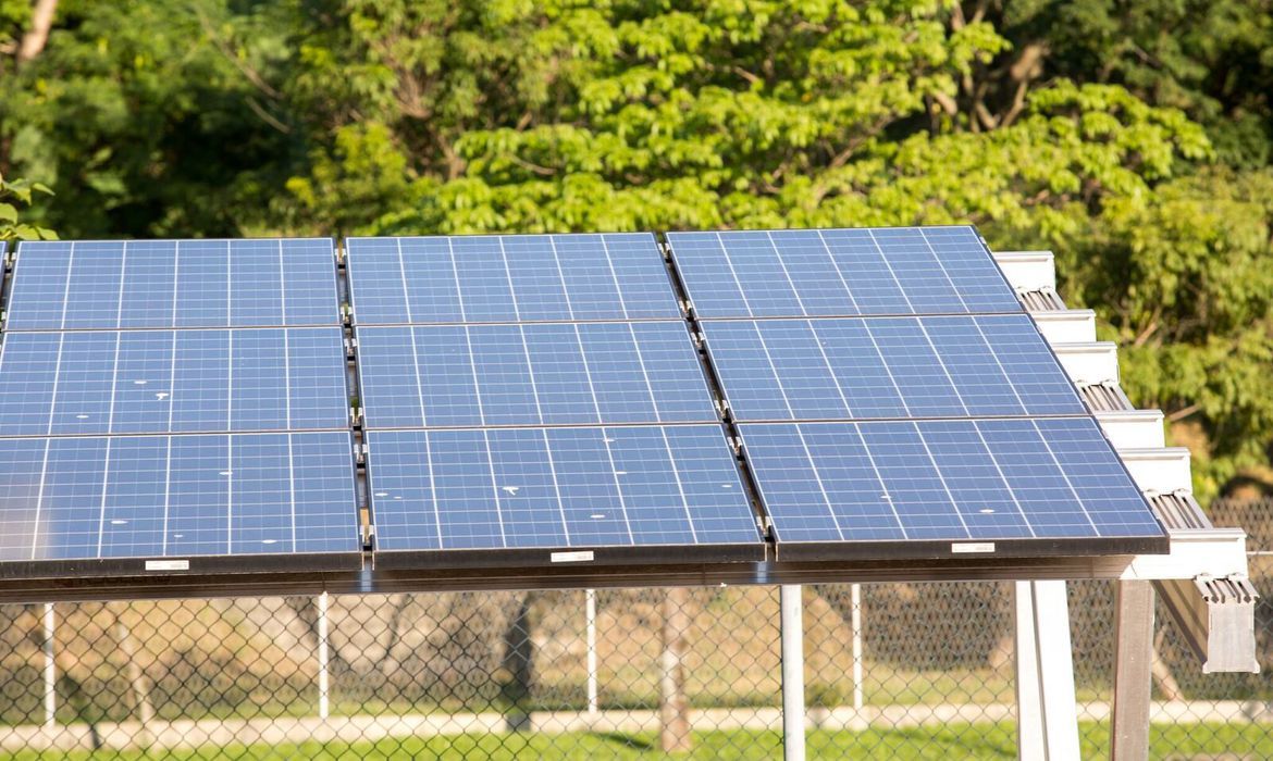 G20 pode combater fome se deixar de investir em energia suja G20 pode combater fome se deixar de investir em energia suja