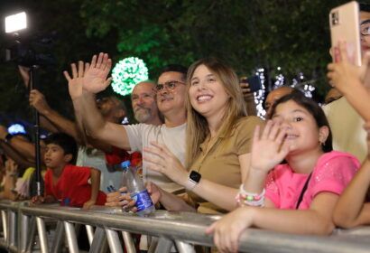 Eventos natalinos da prefeitura impulsionam economia no final de ano e encantam público