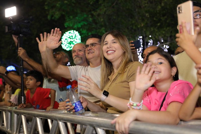 Eventos natalinos da prefeitura impulsionam economia no final de ano e encantam público Eventos natalinos da prefeitura impulsionam economia no final de ano e encantam público