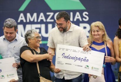 Wilson Lima reassenta mais 264 famílias da Sharp e Manaus 2000 e faz balanço do Amazonas Meu Lar