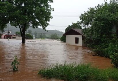 Novos temporais matam quatro pessoas no Rio Grande do Sul