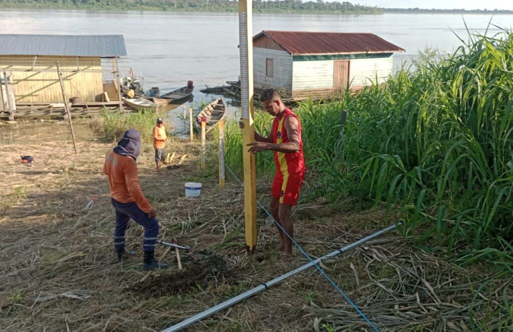 Defesa Civil do Amazonas instala nova estação de monitoramento de nível dos rios em Tonantins Defesa Civil do Amazonas instala nova estação de monitoramento de nível dos rios em Tonantins