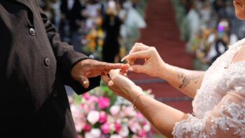 Casamento Comunitário reúne 50 casais no Pontão do Lago Sul