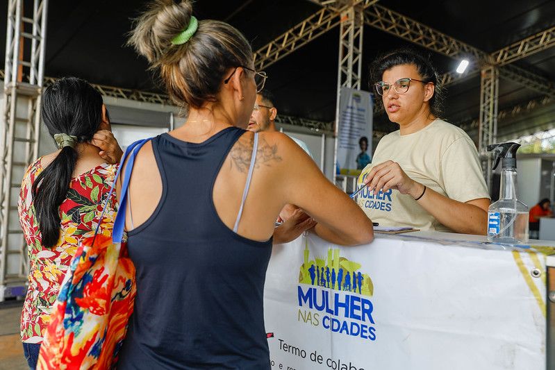 Arapoanga recebe edição do Mulher nas Cidades com cursos e serviços gratuitos