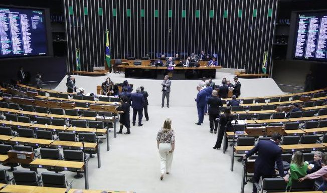 Câmara aprova acordo entre Brasil e Arábia Saudita sobre concessão de vistos de turismo e negócios