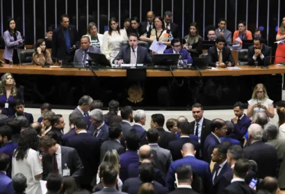 congresso-derruba-vetos-e-elev