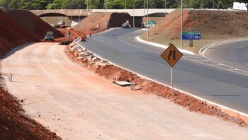 gdf-retoma-construcao-de-corre