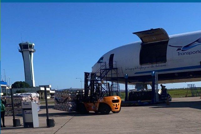 Avião com donativos da Bolívia no Aeroporto de Guarulhos, em São Paulo: solidariedade que cruza fronteiras. Foto: Divulgação / ABC
Governo agiliza o trâmite de novas doações internacionais ao Rio Grande do Sul por ar e mar