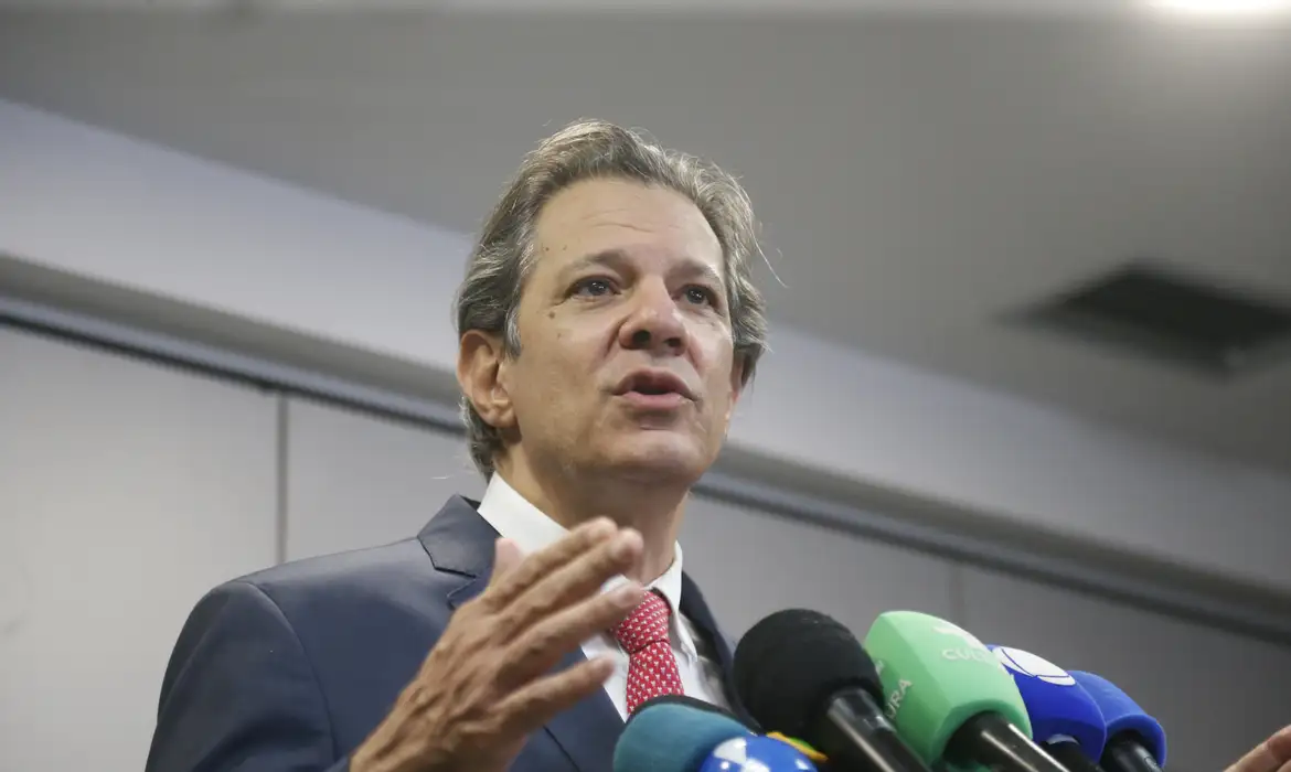 Foto: (Paulo Pinto/Agência Brasil) Haddad classifica de “surpresa” alta de 1 ponto dos juros básicos