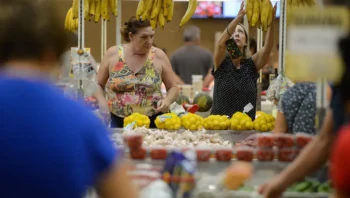 inflacao-oficial-fica-em-038-e