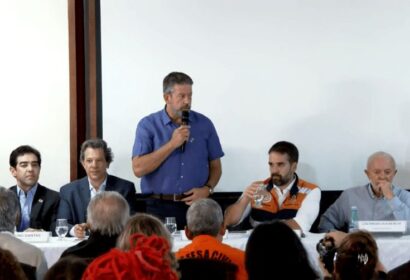 lira-fala-em-medidas-legislati