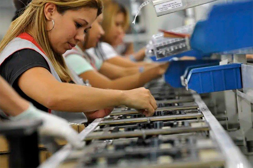 Foto: Paulo Lacerda/CNI
Mercado aumenta projeção do PIB para 2024