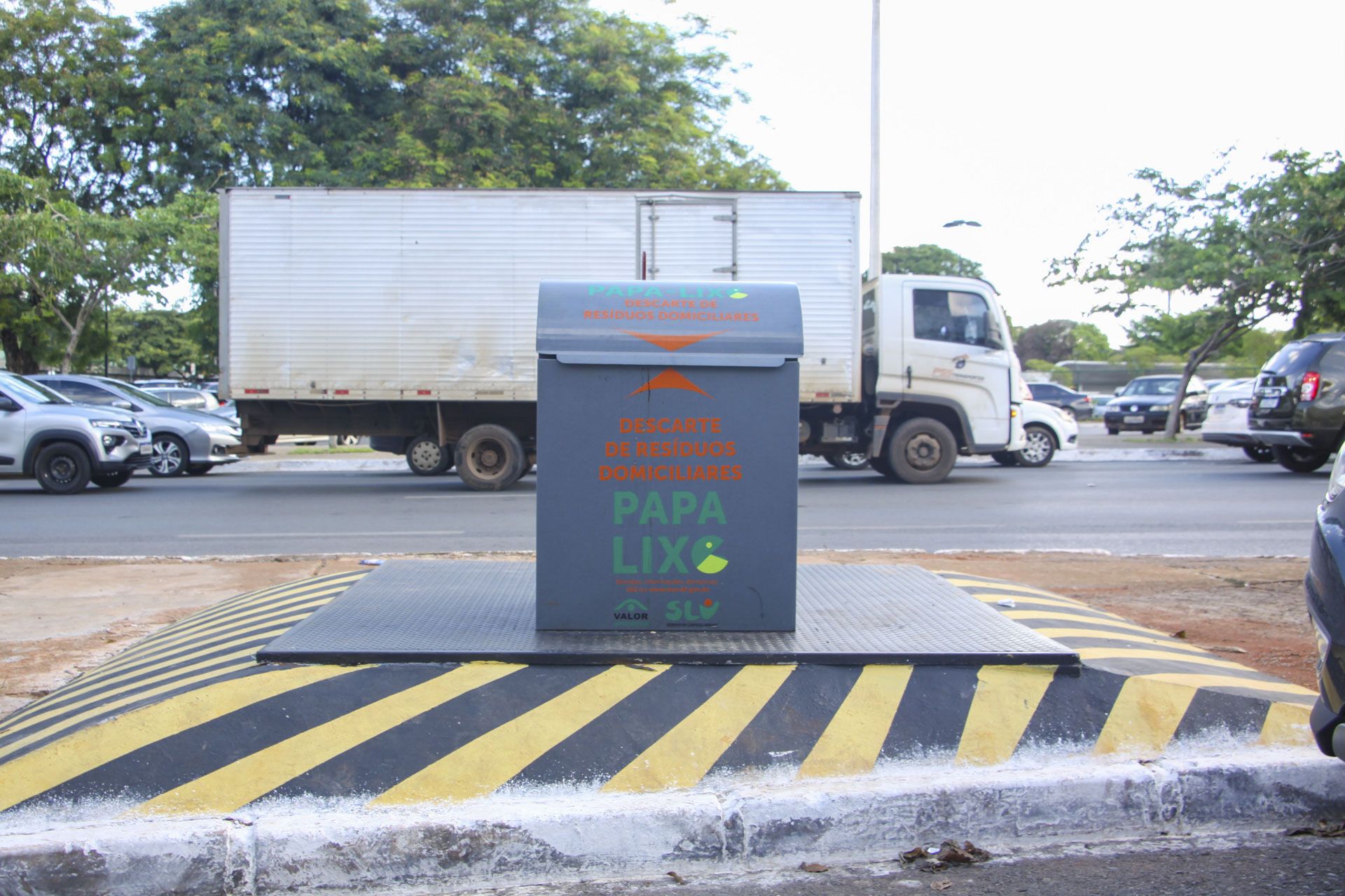 Papa-lixos e papa-entulhos já recolheram mais de 10,4 toneladas de resíduos este ano