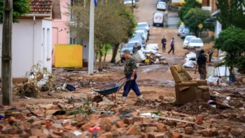 porto-alegre-envia-com-atraso-