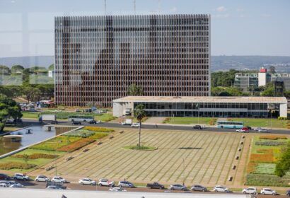 publicada-lei-que-altera-posse