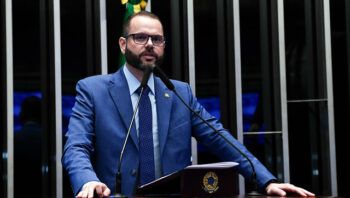 tse-pede-mais-provas-em-proces