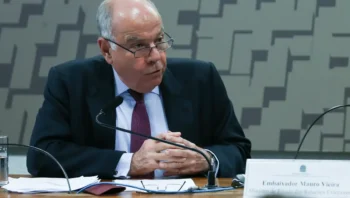 a-democracia-e-valor-fundament