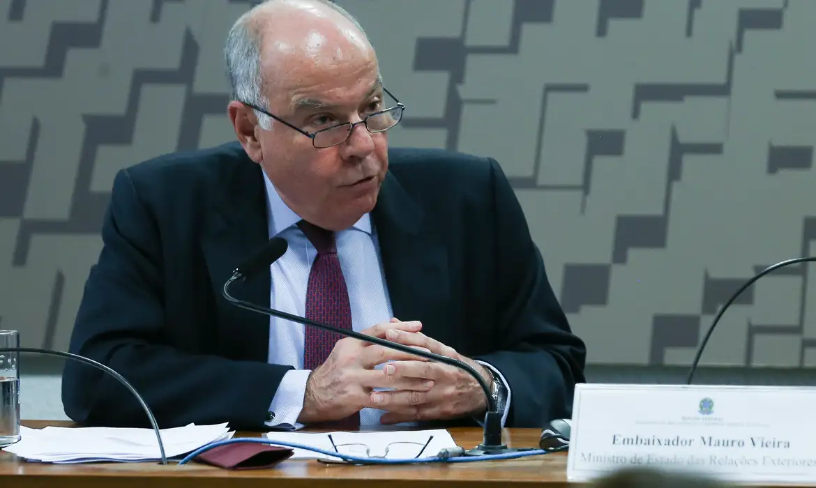 Foto: Lula Marques/Agência Brasil A democracia é valor fundamental para o Brasil, afirma Mauro Vieira