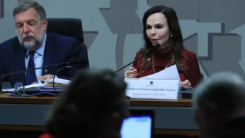 comissao-do-senado-aprova-text