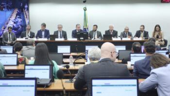 empresarios-pedem-retirada-das