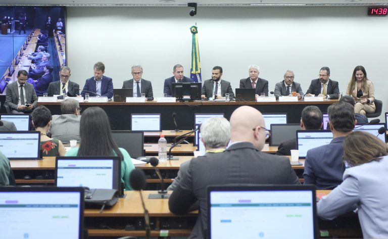 Foto: Vinicius Loures / Câmara dos Deputados Empresários pedem retirada das bebidas açucaradas da taxação do Imposto Seletivo