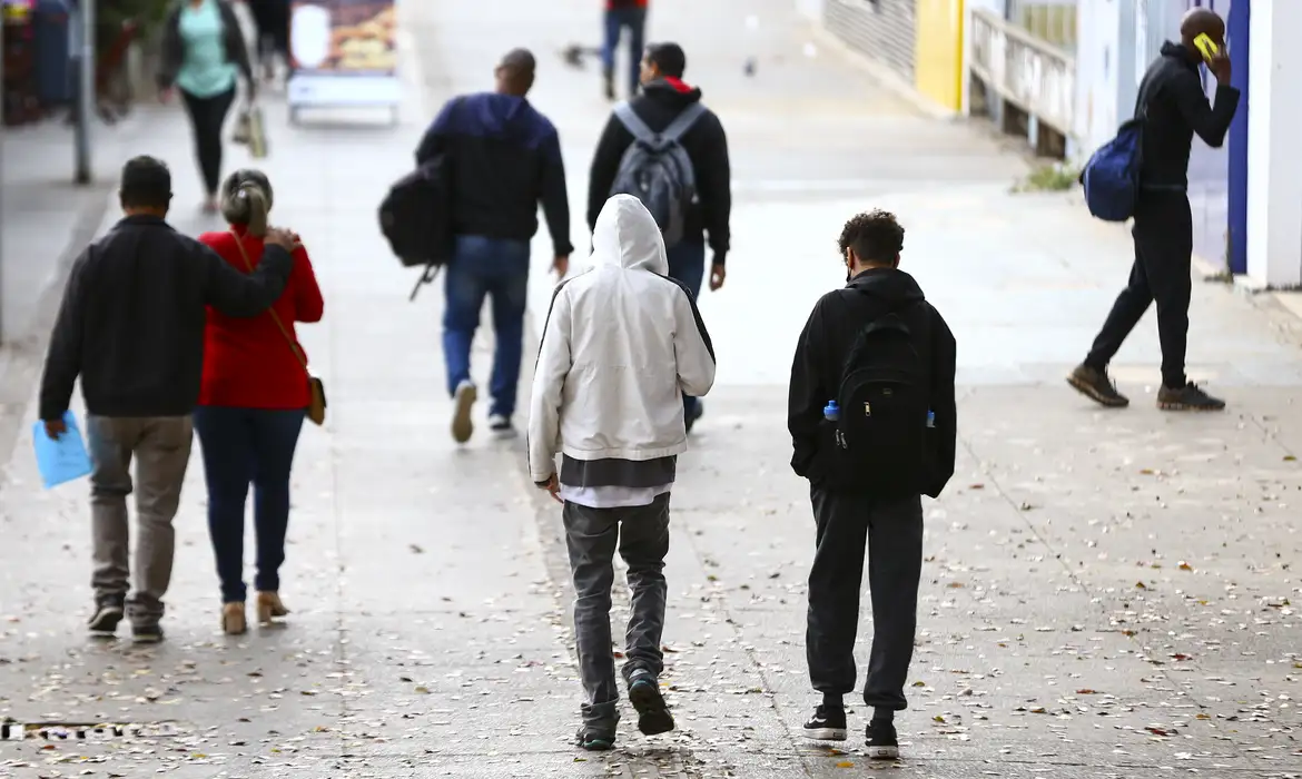 Foto: Marcelo Camargo/Agência Brasil Maio começa com frio no Centro-Sul e chuvas no Norte