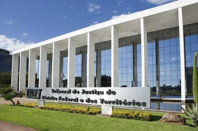 justica-determina-suspensao-de