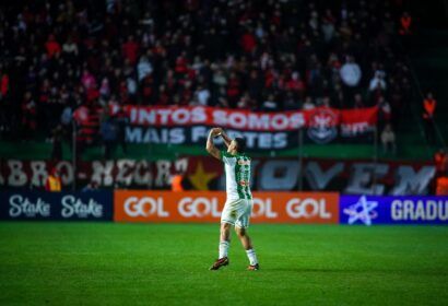 juventude-derrota-lider-flamen