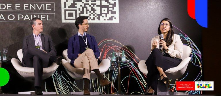 MJSP participa de debate sobre regulação da Internet
