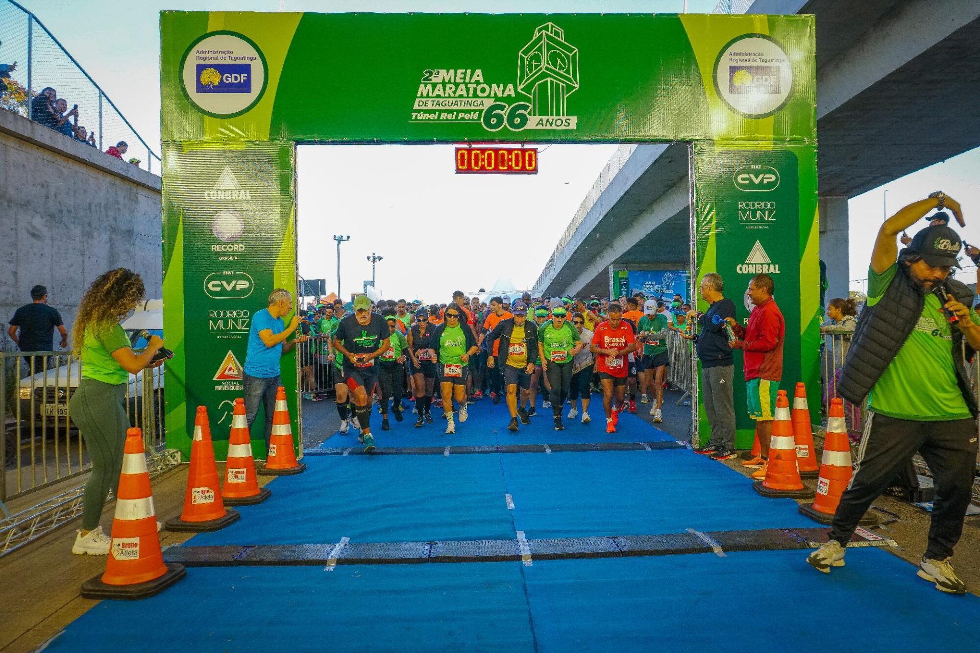 taguatinga-reune-2-mil-atletas