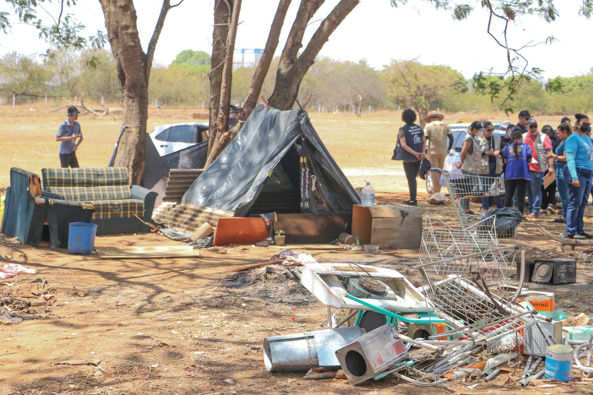 Ao longo da semana, são realizadas abordagens sociais e atendimentos prévios nos locais, mapeando as demandas da população em situação de rua Foto: (Matheus H. Souza/ Agência Brasília)
Ação de acolhimento a pessoas em situação de rua ocorre nesta quinta (26), no Cruzeiro