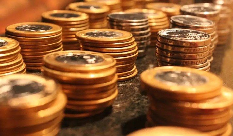 O total de investidores ativos no Tesouro Direto atingiu a marca de 2.664.829 pessoas Foto: (Arquivo/Agência Brasil)
Investimentos no Tesouro Direto batem recorde em agosto