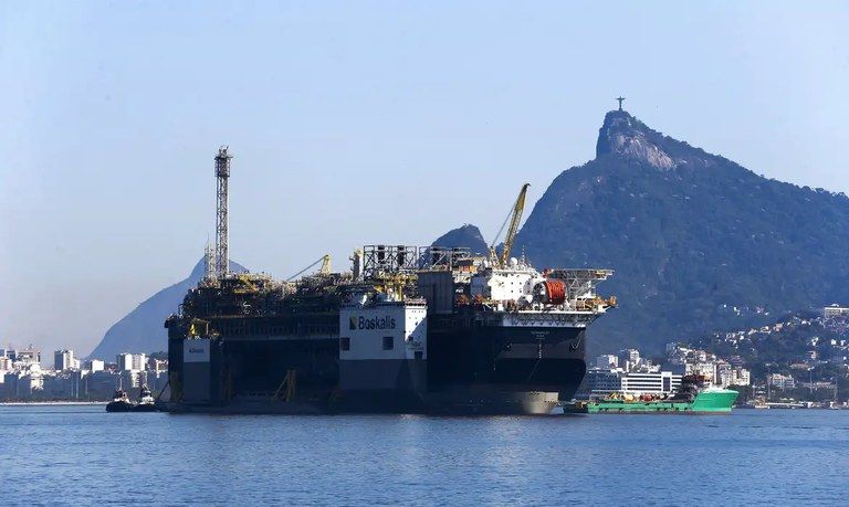 Os dados são do Boletim Mensal da Produção, divulgado pela Pré-Sal Petróleo (PPSA), vinculada ao Ministério de Minas e Energia (MME) Foto: (Tânia Rêgo/Agência Brasil)
Produção de petróleo da União alcança novo recorde com 89 mil barris/dia