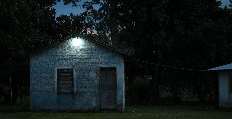 O objetivo é garantir acesso à energia para mais de 97 mil famílias em áreas rurais e regiões remotas da Amazônia Legal Foto: (Ricardo Botelho/MME)
Aberta consulta pública para definir orçamento do ‘Luz para Todos’ em 2025