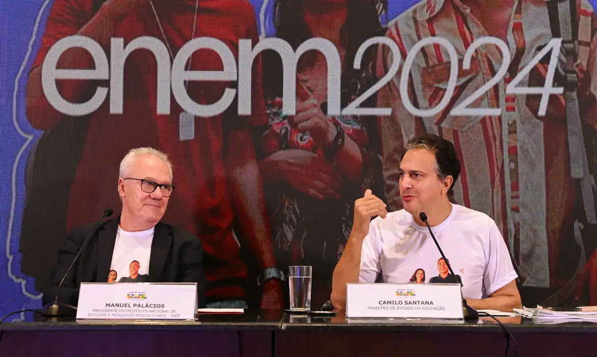 Foto: (Bruna Araújo/MEC)
MEC estuda volta do Enem como certificado do ensino médio em 2025
