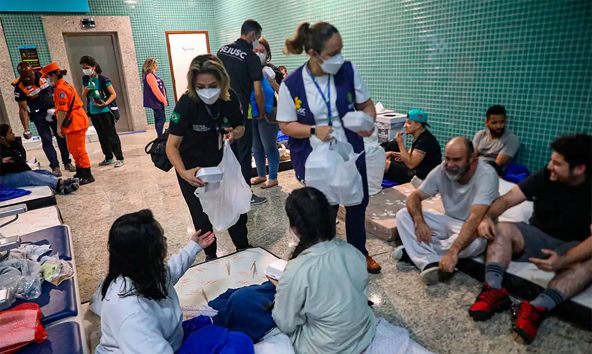 A repatriação de brasileiros ocorreu ao mesmo tempo em que houve uma queda nos processos de remoção de imigrantes estrangeiros de uma forma geral Foto: (Gov AM/Divulgação)
Deportações de brasileiros dos EUA cresceram depois de acordo de 2018