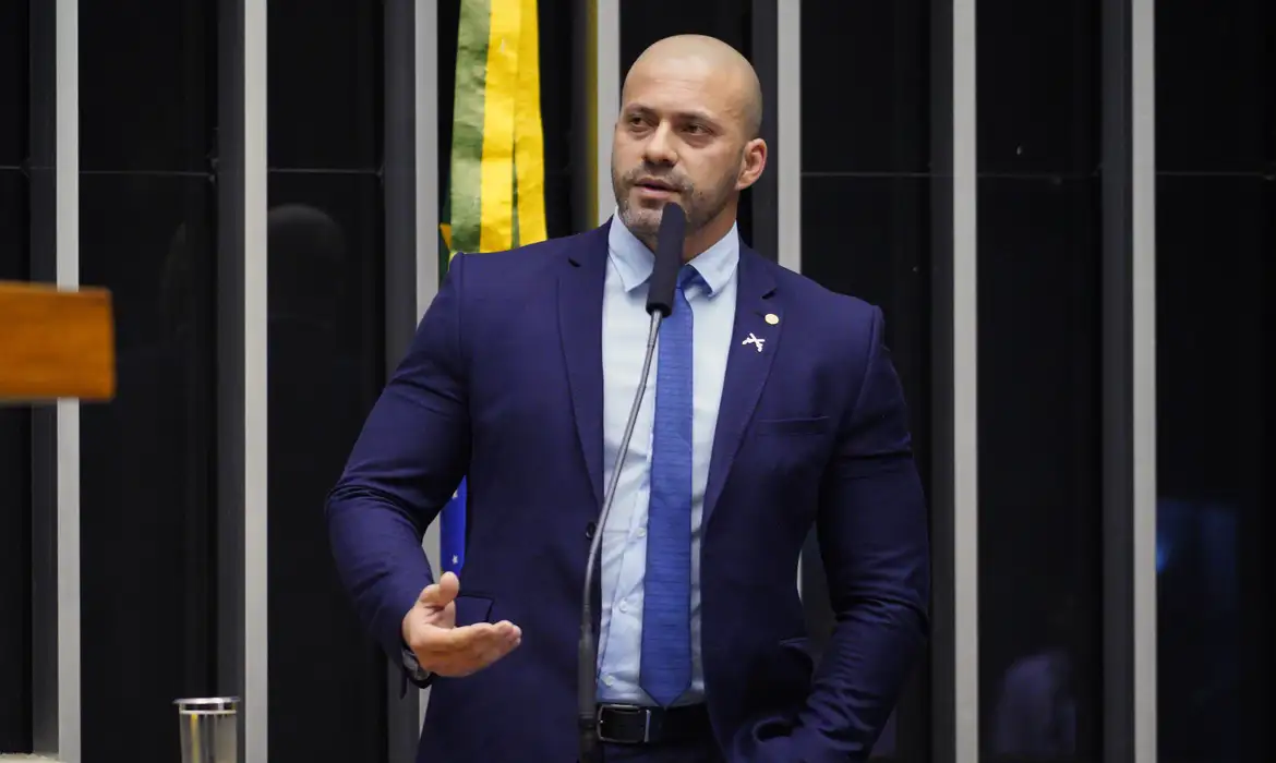Foto: (Pablo Valadares/Câmara dos Deputados)
Moraes nega saidinha de Páscoa ao ex-deputado Daniel Silveira