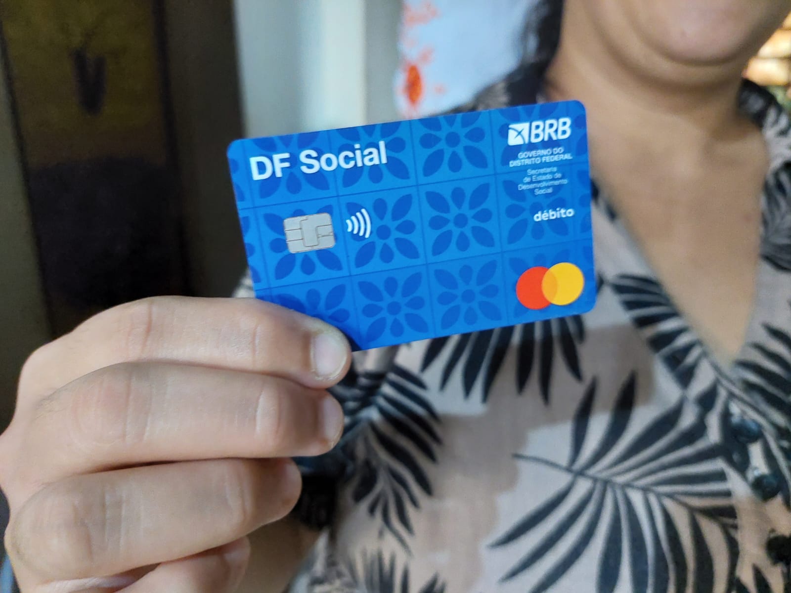 Para ter acesso ao cartão, é preciso se registrar no Cadastro Único Foto: (Divulgação/Sedes-DF)
Novos beneficiários do DF Social têm até o dia 26 para abrir conta no BRB
