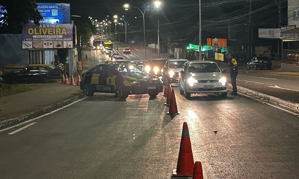 Ações realizadas pelo Detran-DF durante o feriado prolongado abordaram 1.512 condutores em diversas cidades do Distrito Federal | Foto: Divulgação/Detran-DF
Ações no feriado prolongado autuam 136 condutores alcoolizados