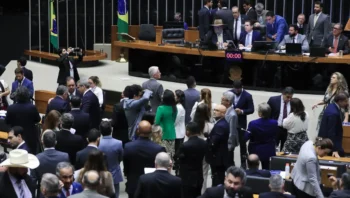 camara-aprova-projeto-que-reaj