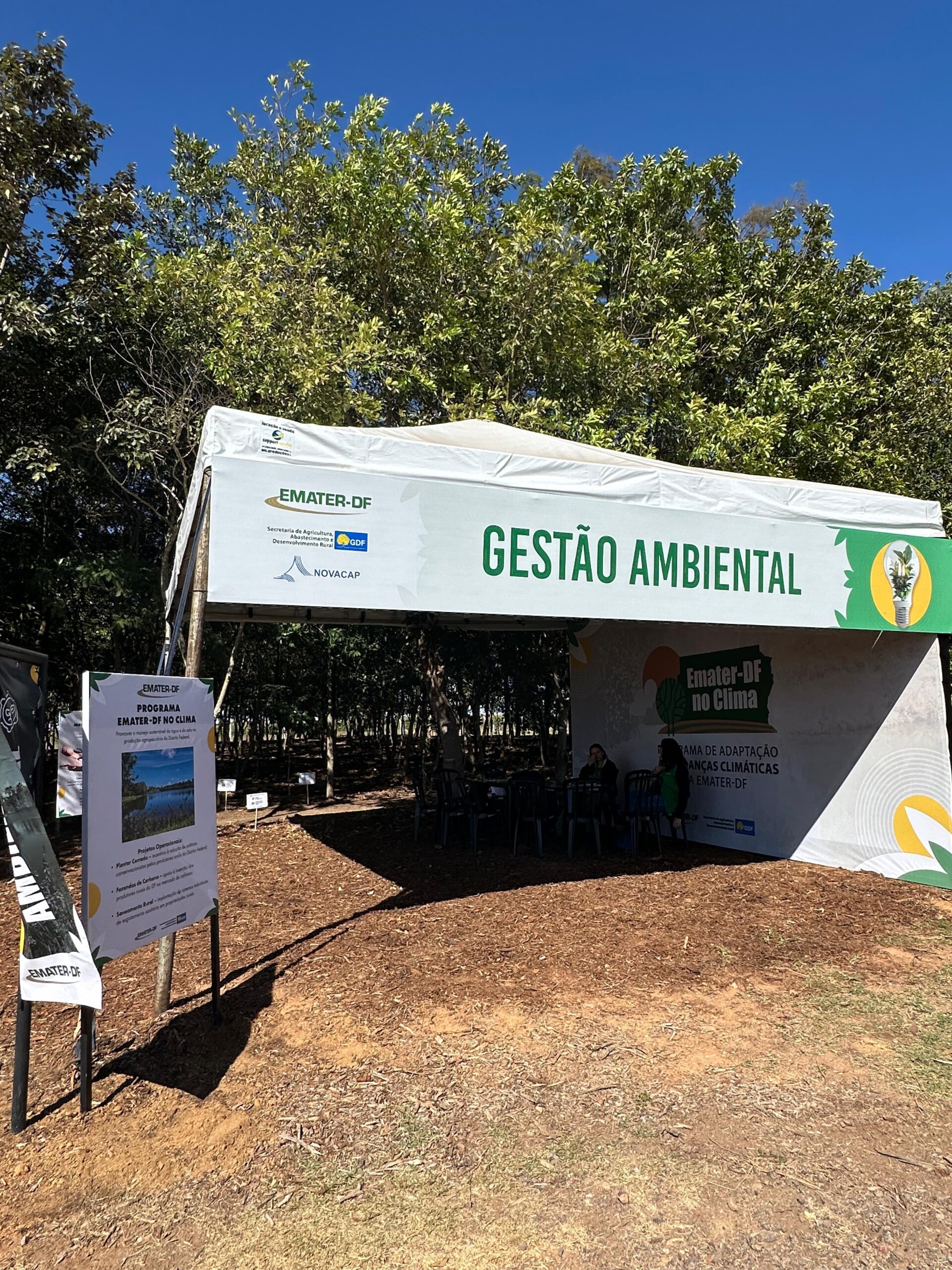 Emater-DF apresenta programa de inserção no mercado de carbono durante a AgroBrasília 2025 | Foto: Divulgação/Emater-DF
GDF apresenta programa de inserção no mercado de carbono durante AgroBrasília