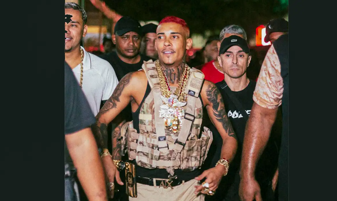 Foto: (MC Poze do Rodo/Instagram/Divulgação/Agência Brasil)
Justiça mantém a prisão do MC Poze do Rodo por 30 dias