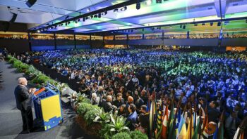 lula-diz-que-anuncia-em-breve-