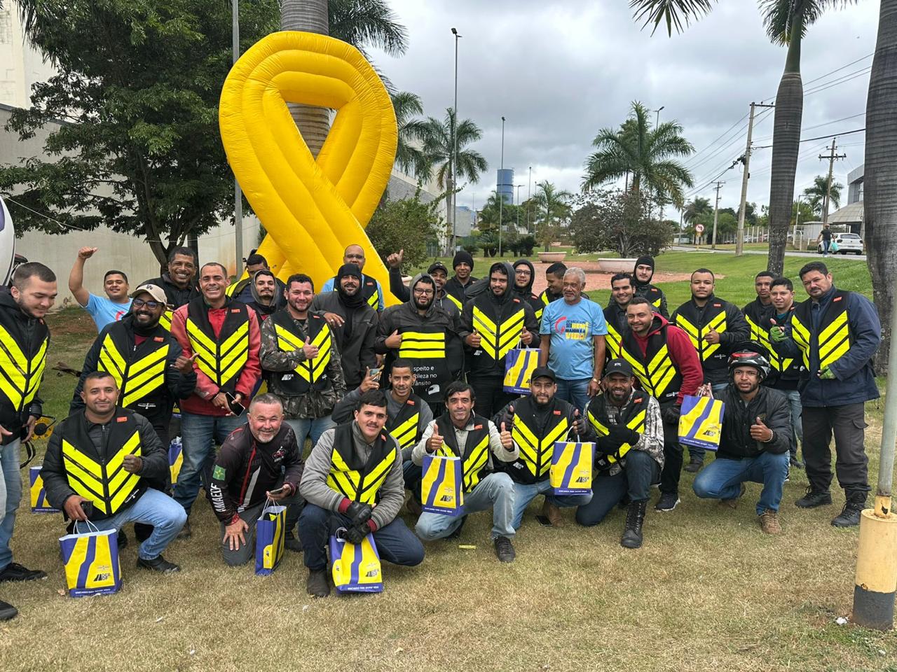 Em parceria com a Diretoria de Fiscalização de Trânsito (Difit), as iniciativas já alcançaram cerca de 18 mil pessoas nas duas primeiras semanas Foto: (Divulgação/DER-DF)
Maio Amarelo: Mais de 18 mil pessoas participam de ações do DER-DF em duas semanas