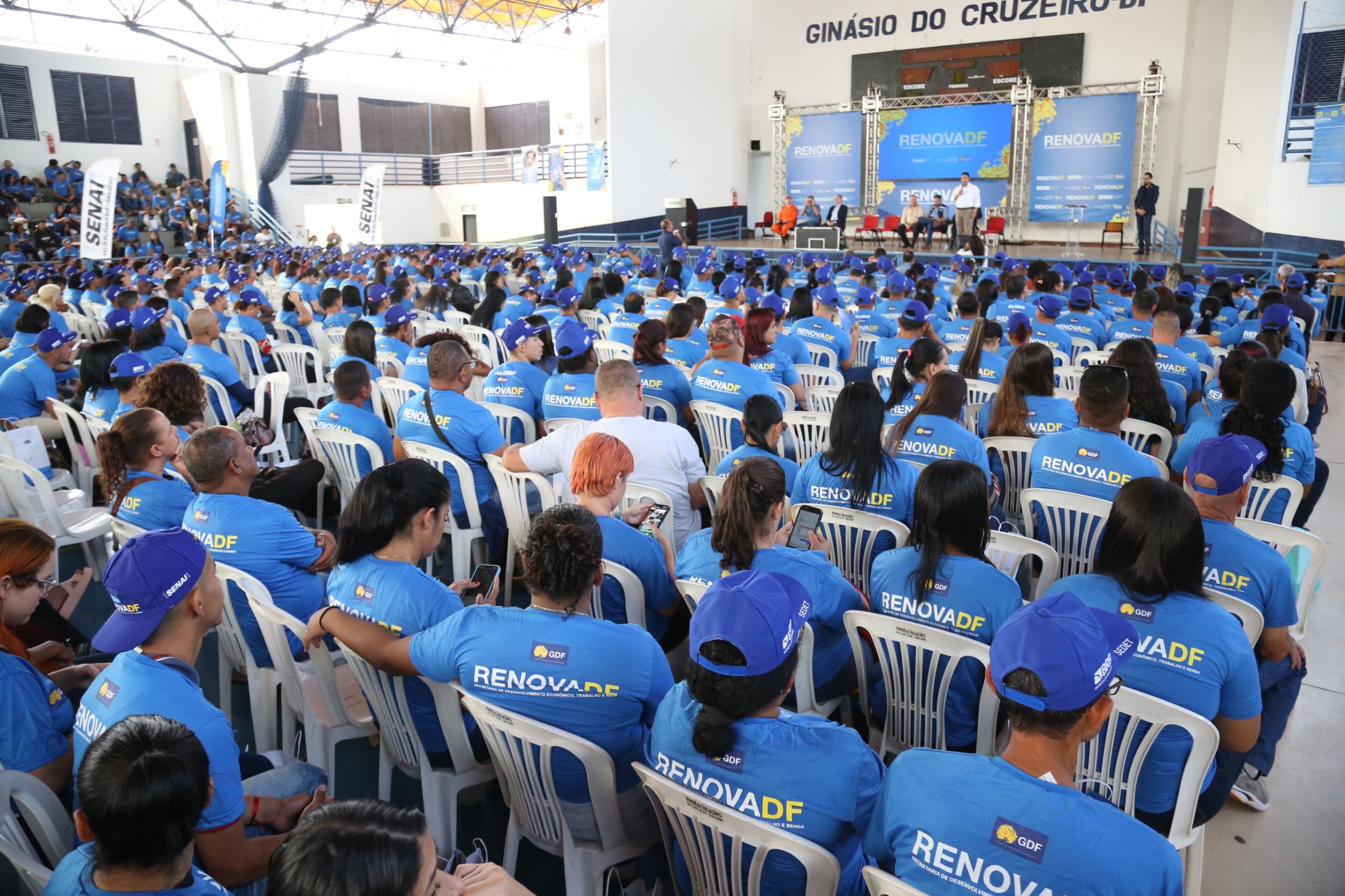 O programa oferece cursos práticos com carga horária de 240 horas ao longo de três meses, abrangendo áreas como alvenaria, pintura, jardinagem, serralheria, entre outras | Foto: Divulgação/Sedet-DF
RenovaDF inicia 2º ciclo de 2025 com foco na inclusão e protagonismo feminino
